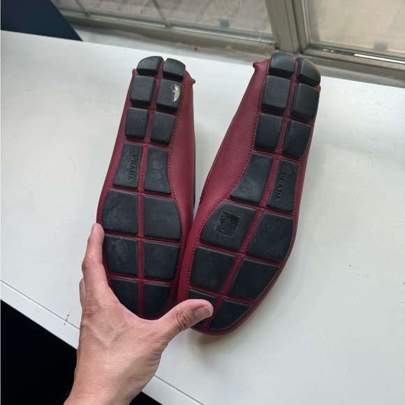 Prada loafers in mint condition. Size 10 - Picture 3 of 3